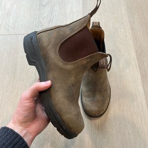 Womens classic blundstones
